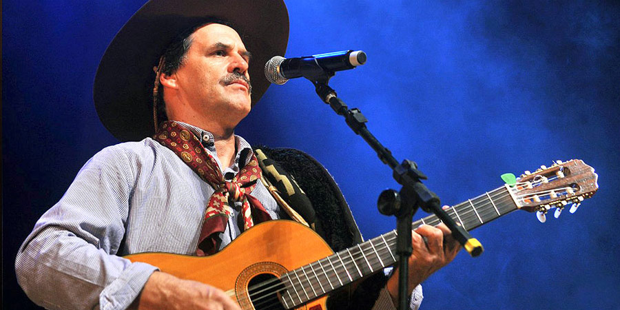 Elton Saldanha é a atração do Feriado de Natal